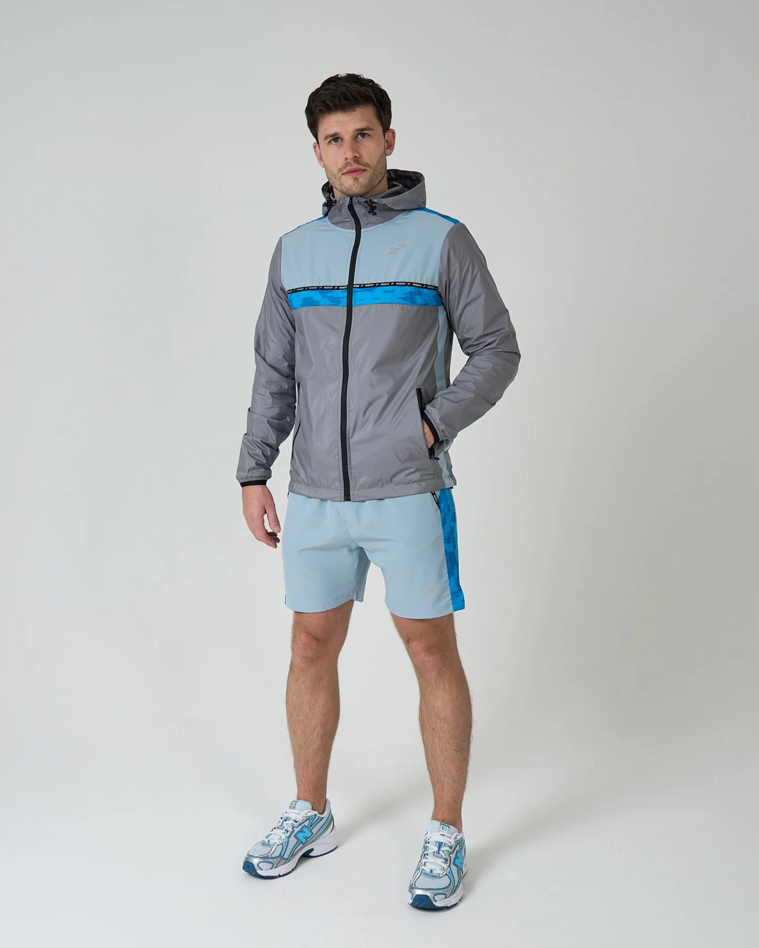 Mens Classic Cobalt Evolution Pro Windbreaker - Image 4
