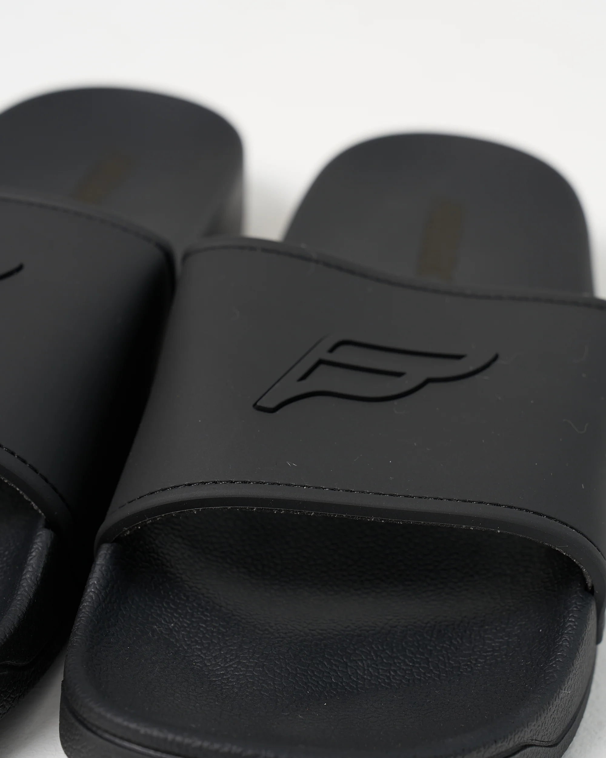 Mens Essential Sliders - Black - Image 3