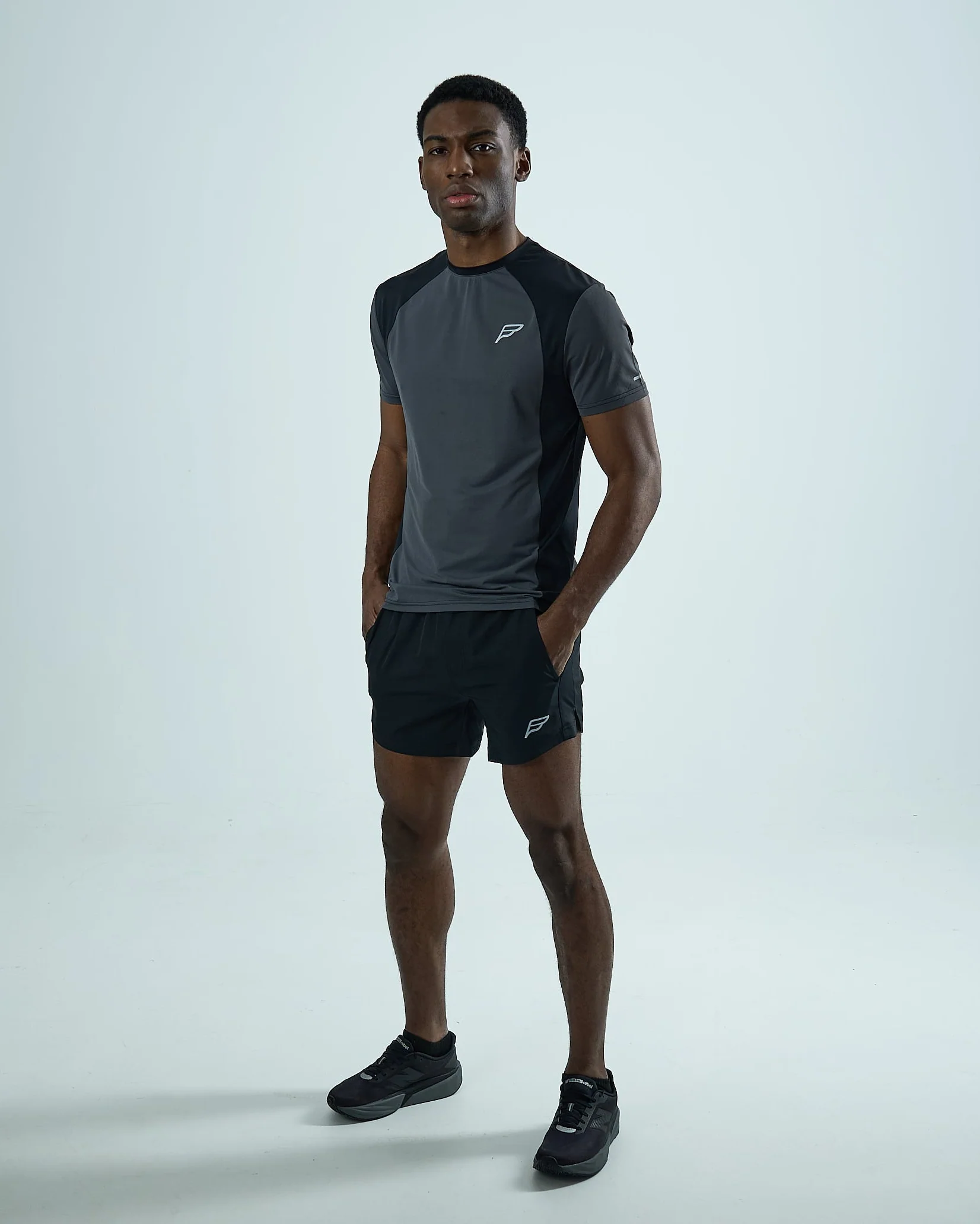 Mens 5" Intense Tech Shorts - Black - Image 4