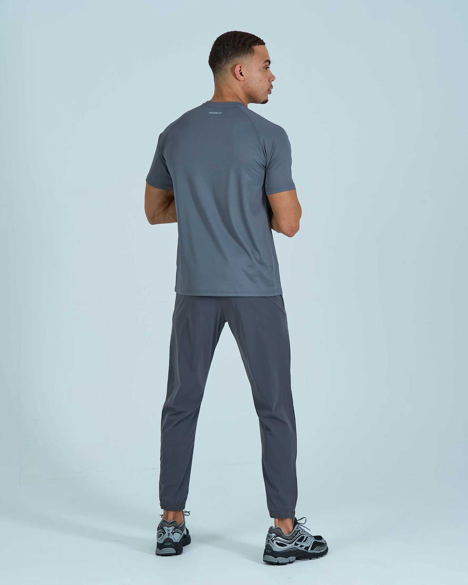 Mens Core Flow Jogger - Grey - Image 5