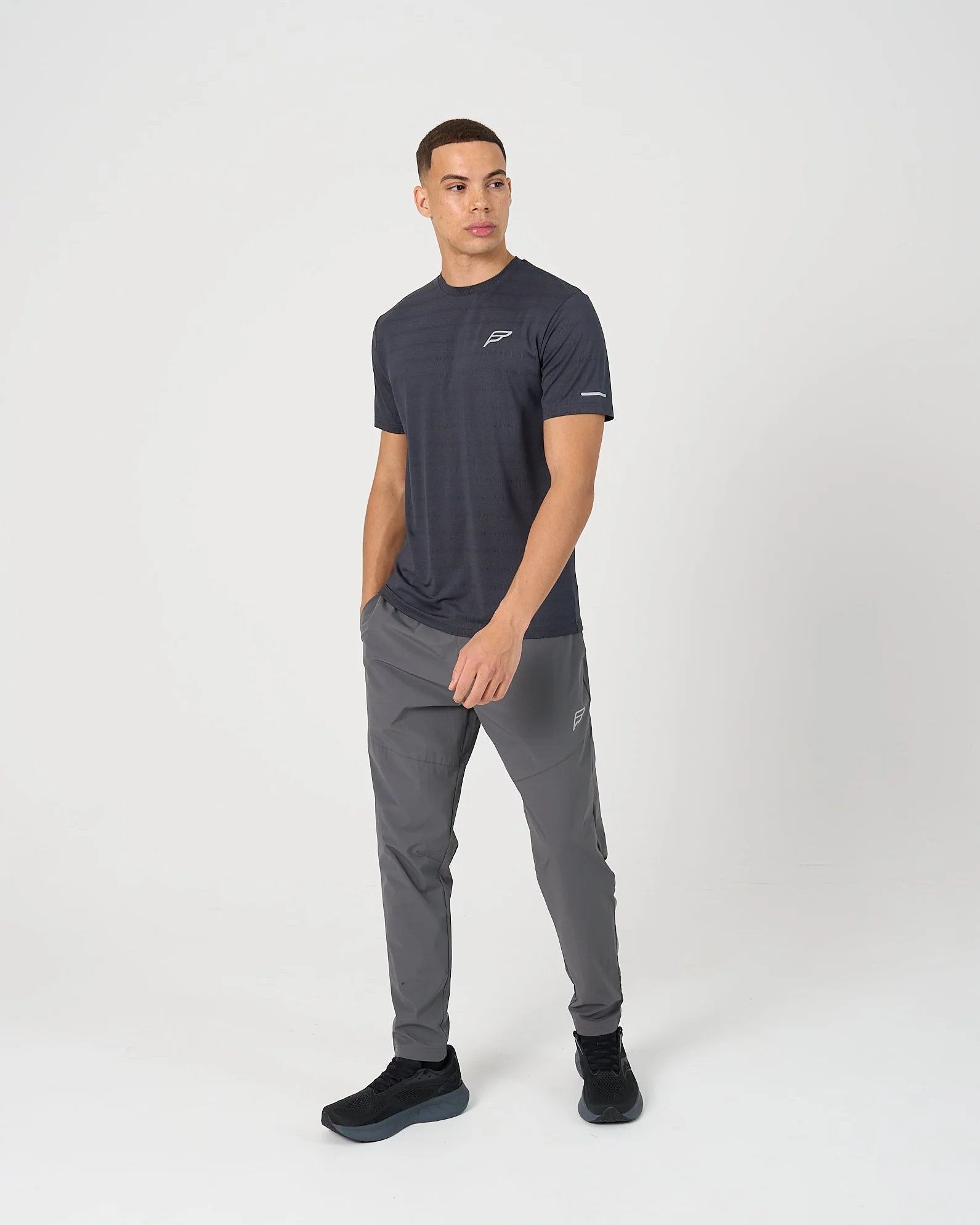 Mens Elevate T-Shirt - Graphite - Image 3